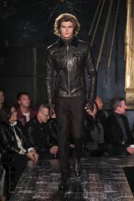 Look 17