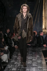 Look 38