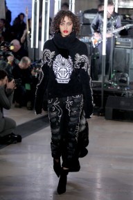 Look 32