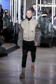 Look 29