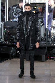 Look 18