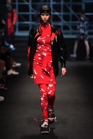 Look 16