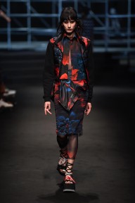 Look 18