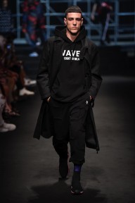 Look 24