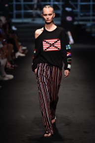 Look 37