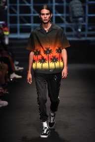 Look 48