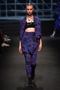 Look 60