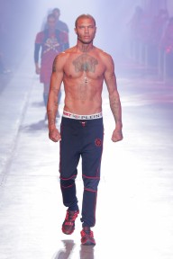 Look 1