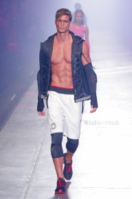 Look 25