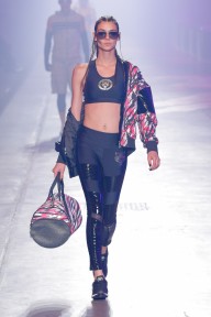 Look 28