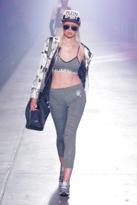 Look 30