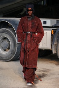 Look 28