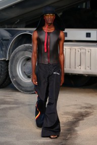 Look 32