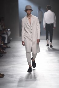 Look 42