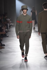 Look 19