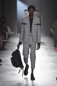 Look 17