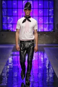 Look 48