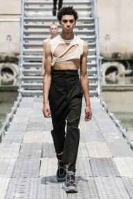 Look 8