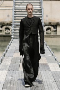 Look 12