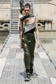 Look 19