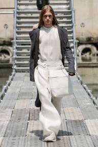 Look 24