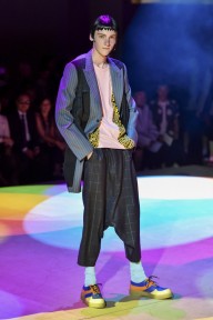 Look 18