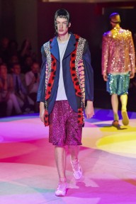 Look 28