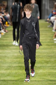 Look 33