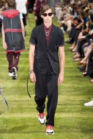 Look 17
