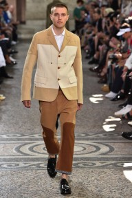 Look 16
