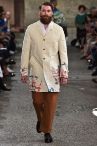 Look 18