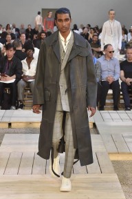 Look 15