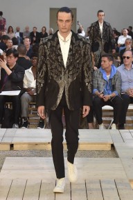 Look 38