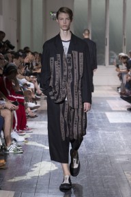 Look 19