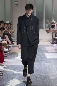 Look 30