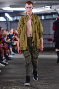 Look 25