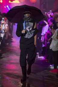 Look 17