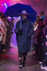 Look 30