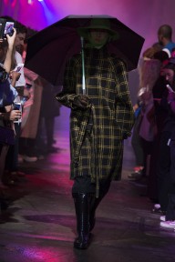 Look 32