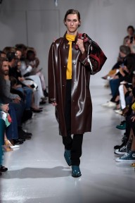 Look 60