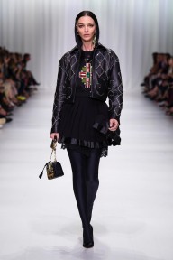 Look 7