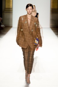 Look 7