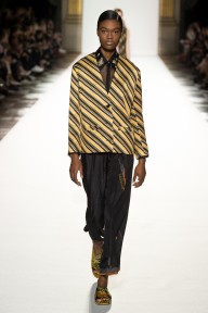 Look 32