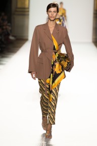 Look 34