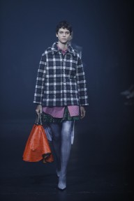 Look 25