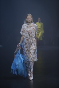 Look 38