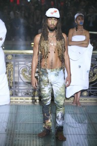 Look 49