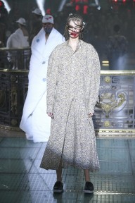 Look 30