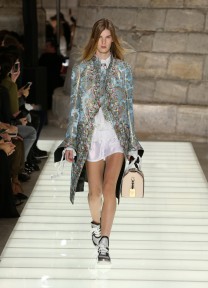 Look 3