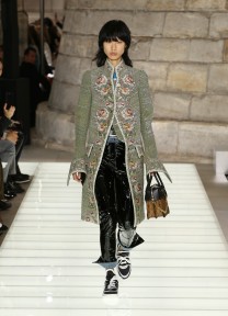 Look 24